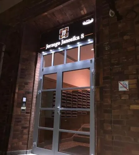 800 No.1 Centrum Apartmán